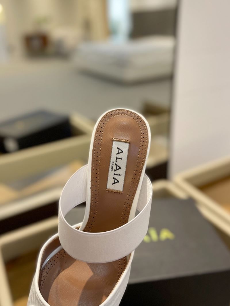 Alaia Sandals